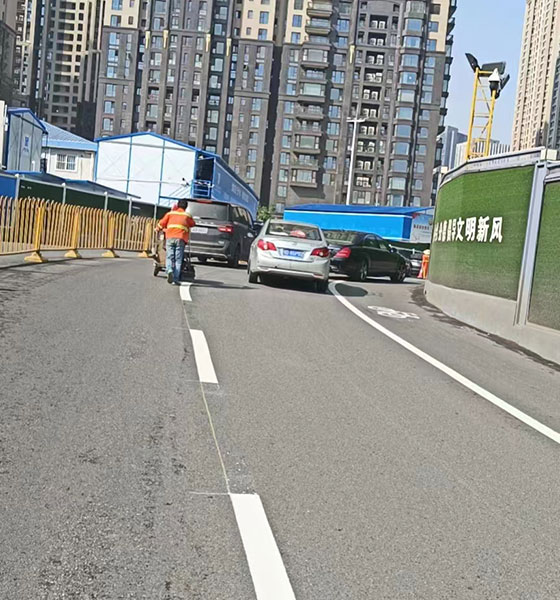 道路劃線(xiàn)