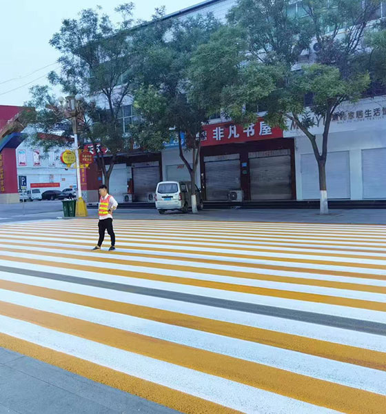道路劃線(xiàn)